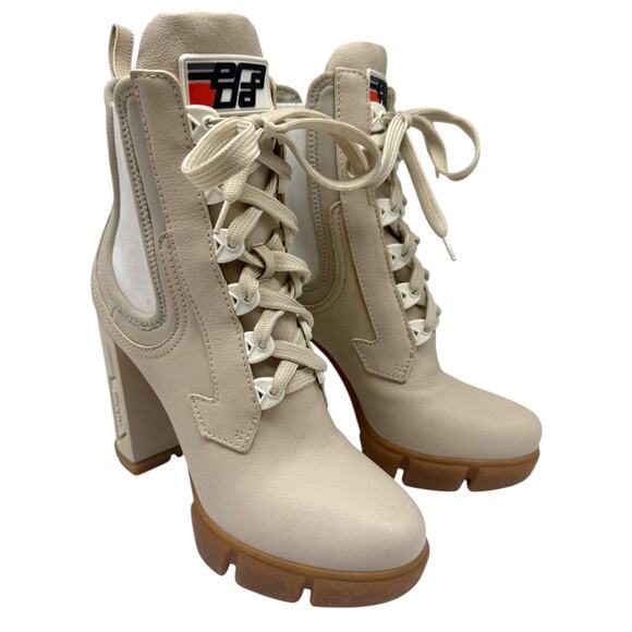 Prada Vanilla Leather and Neoprene Lace Up Combat Platform Boots Size 39 - Picture 1 of 12